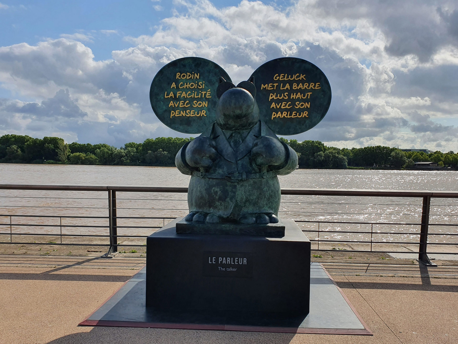 Geluck sculpture, Bordeaux